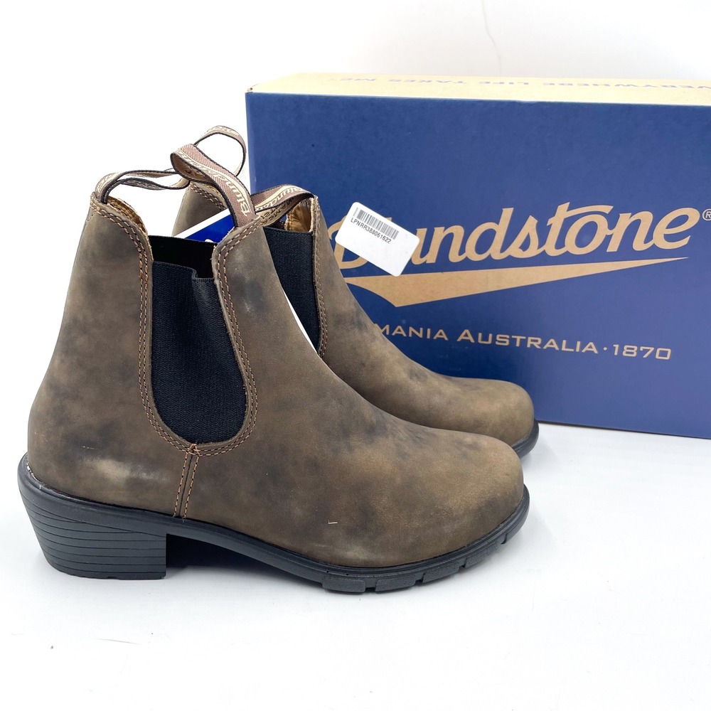 Blundstone heeled Brown Chelsea Ankle Boots